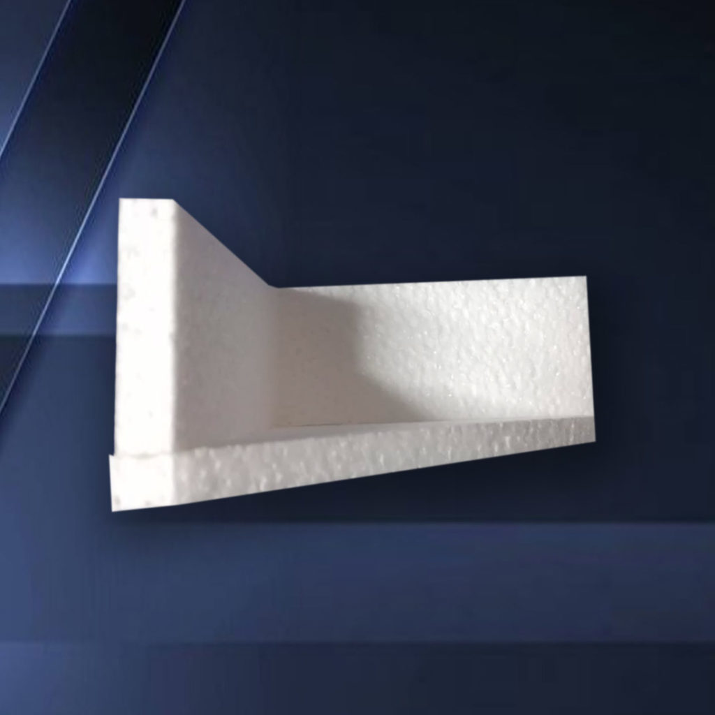 Уголок из пенопласта